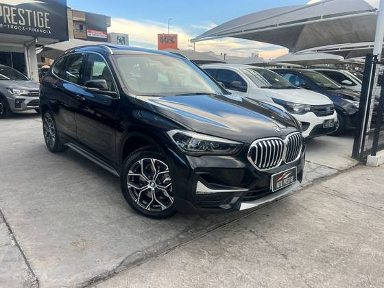 BMW X1 2.0 16V TURBO ACTIVEFLEX SDRIVE20I X-LINE 4P AUTOMÁTICO BMW X1 2.0 16V TURBO ACTIVEFLEX SDRIVE20I X-LINE 4P AUTOMÁTICO